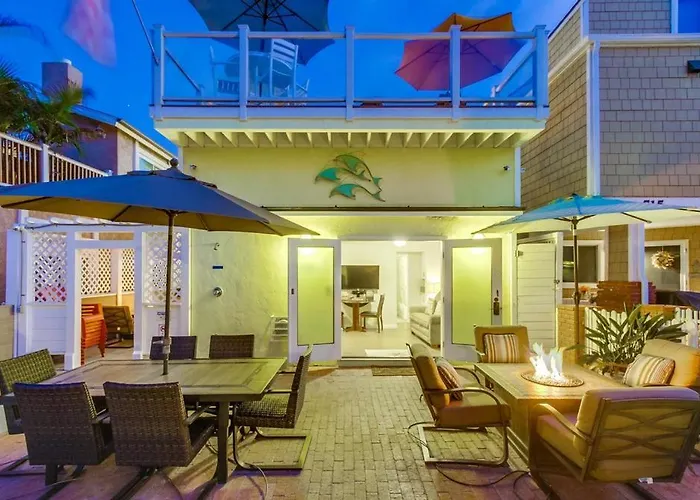 Roxy Beach House 2